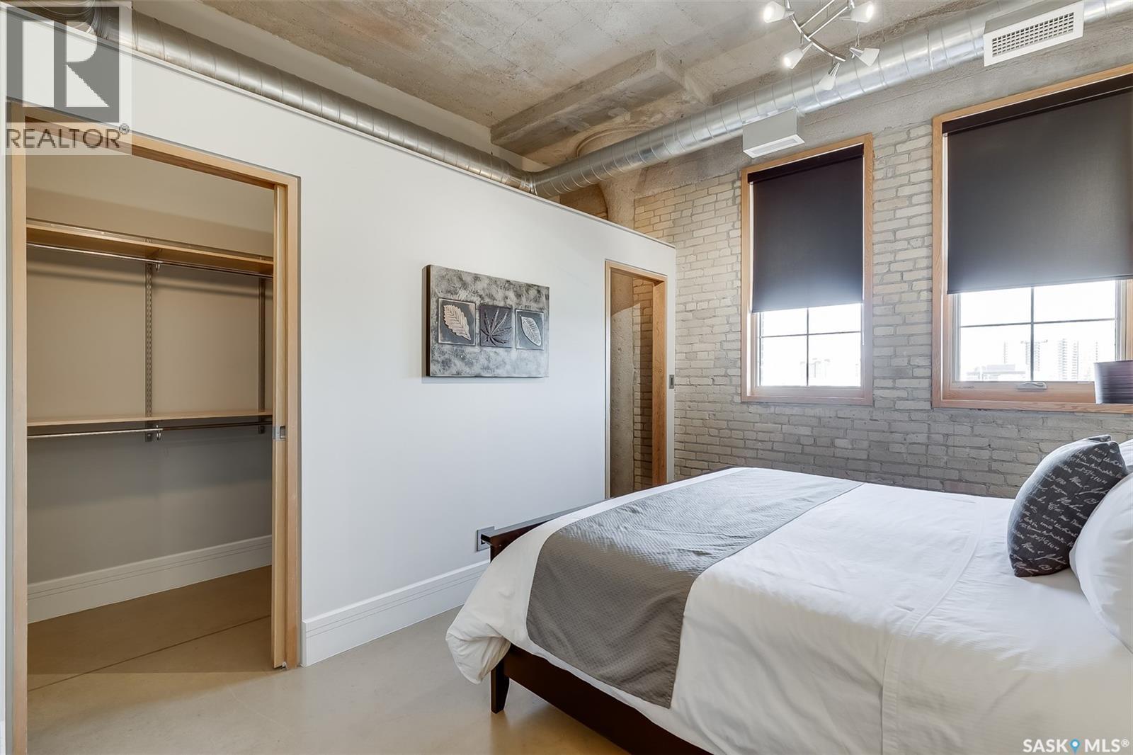 401 73 24Th Street E, Saskatoon, SK - Indoor Photo Showing Bedroom