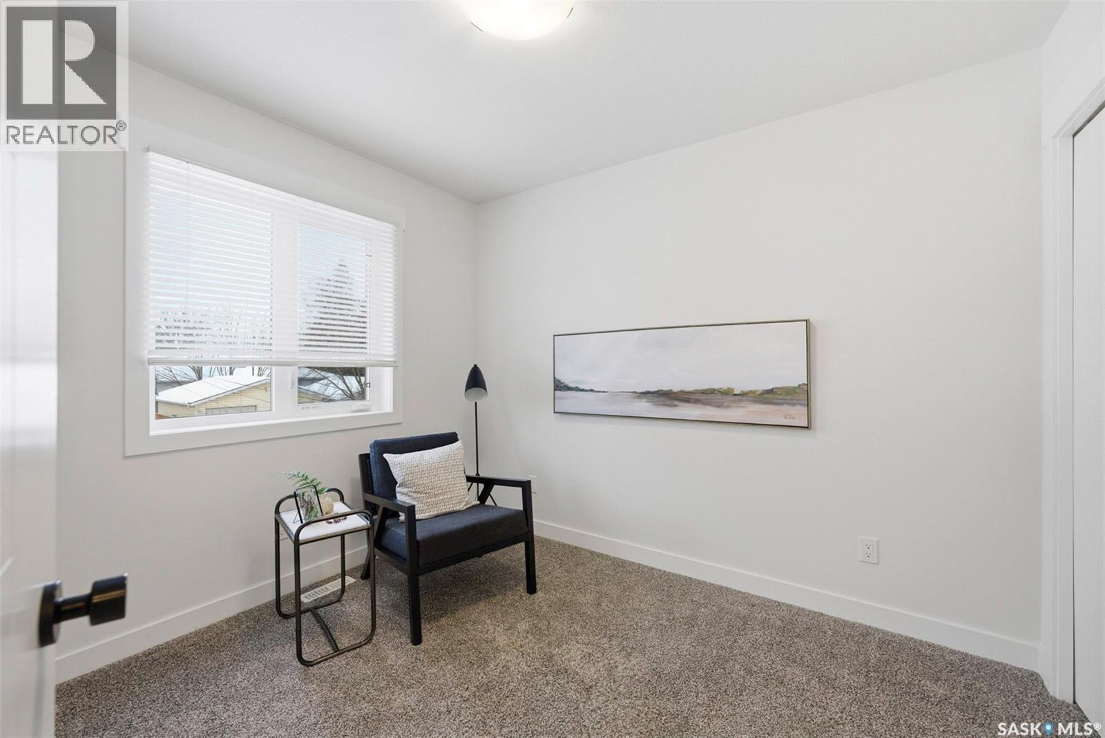1131B 6Th Street E, Saskatoon, SK - Indoor Photo Showing Other Room