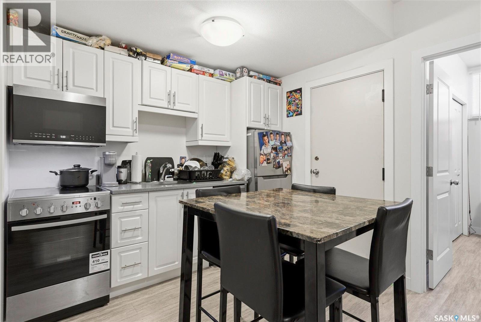 1131B 6Th Street E, Saskatoon, SK - Indoor Photo Showing Other Room