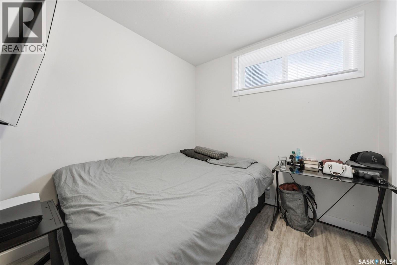 1131B 6Th Street E, Saskatoon, SK - Indoor Photo Showing Bedroom