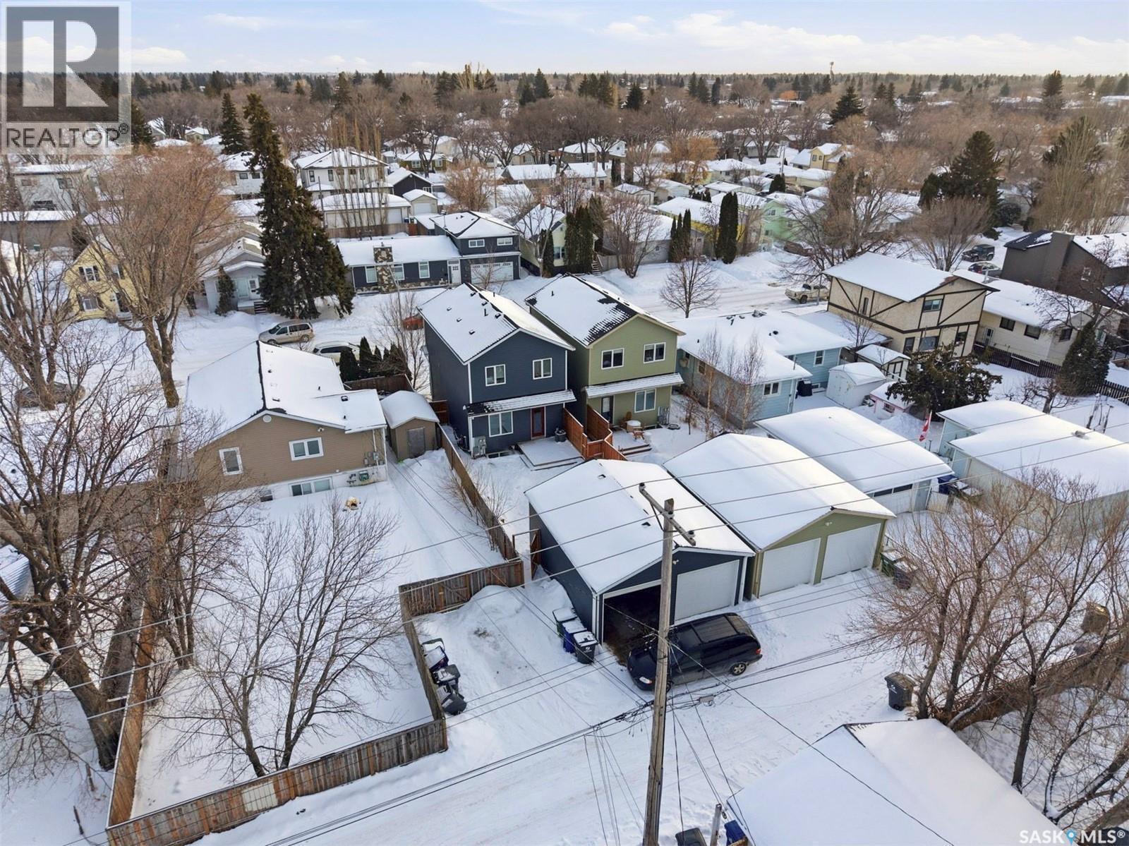 1131B 6Th Street E, Saskatoon, SK - Outdoor