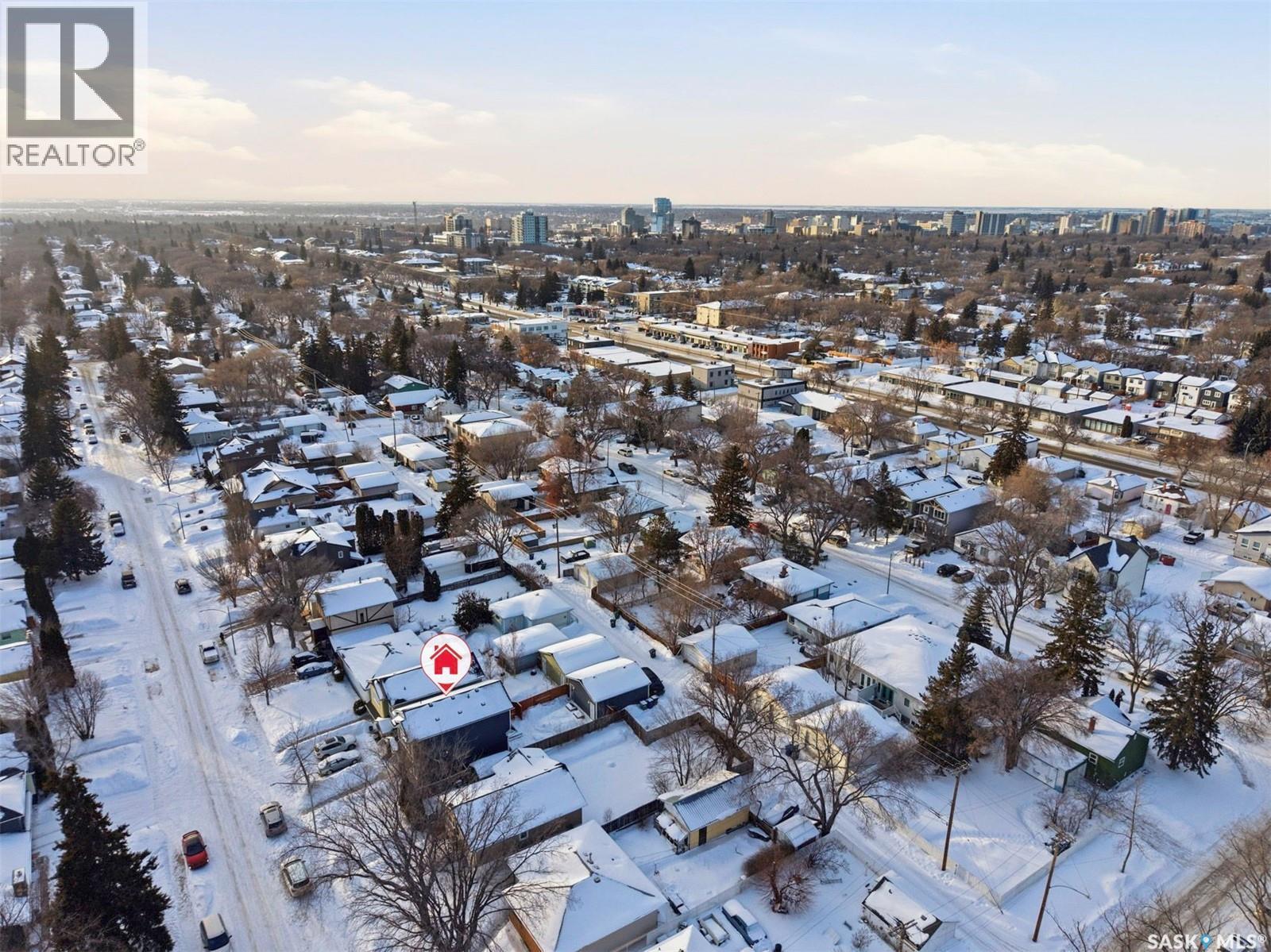 1131B 6Th Street E, Saskatoon, SK - Outdoor With View