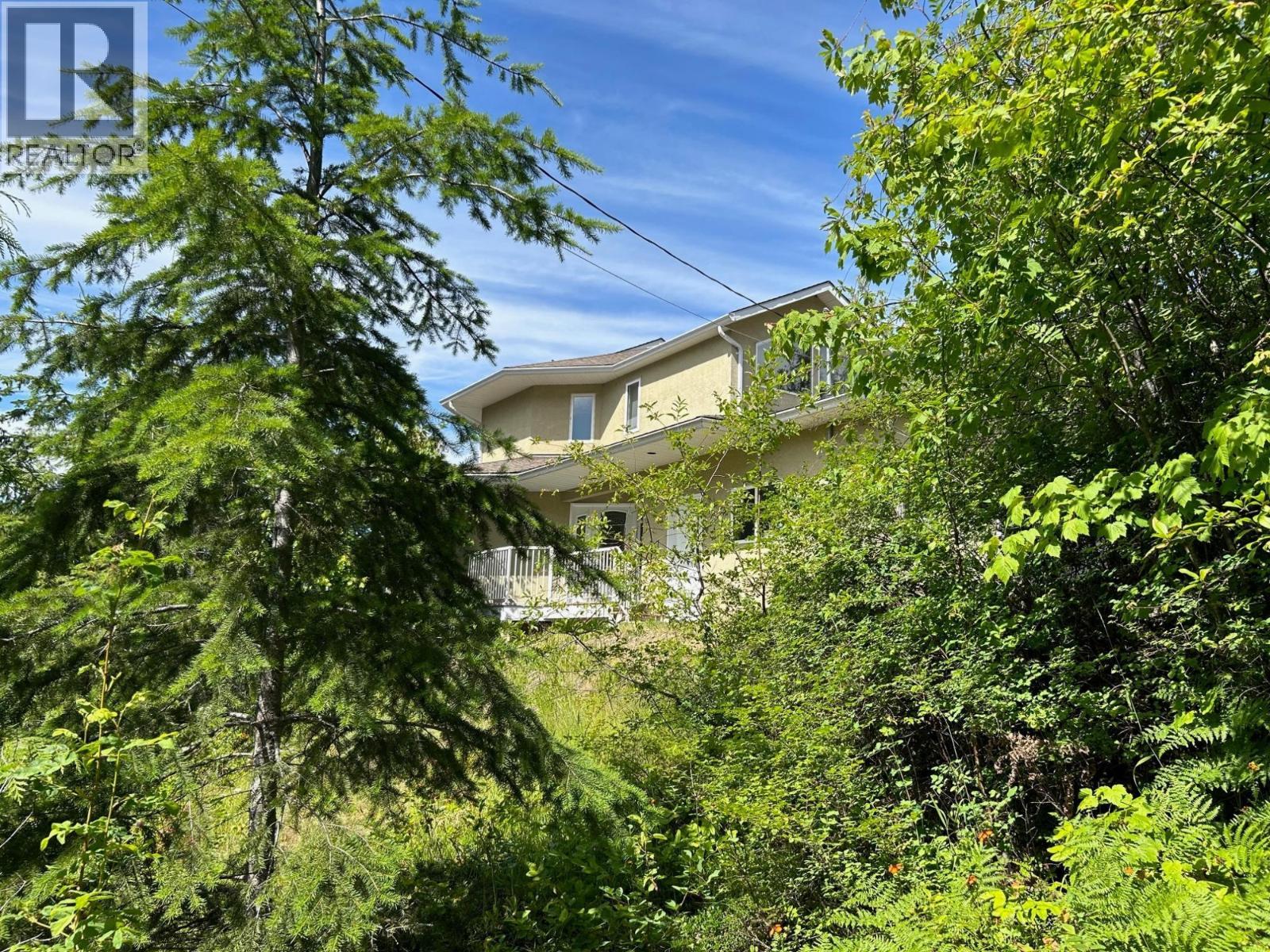 245 Rainbow Ridge Road, Procter, BC - Outdoor