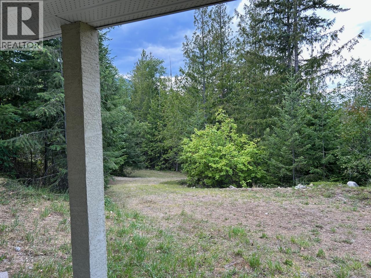 245 Rainbow Ridge Road, Procter, BC - Outdoor