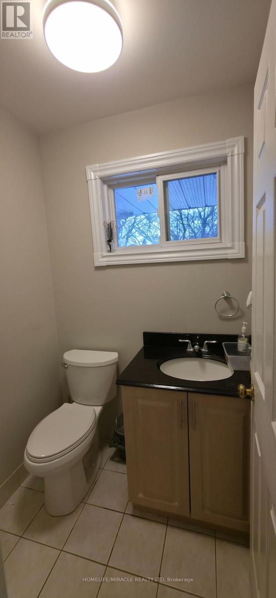 39 Ridware Crescent, Toronto, ON - Indoor Photo Showing Bathroom