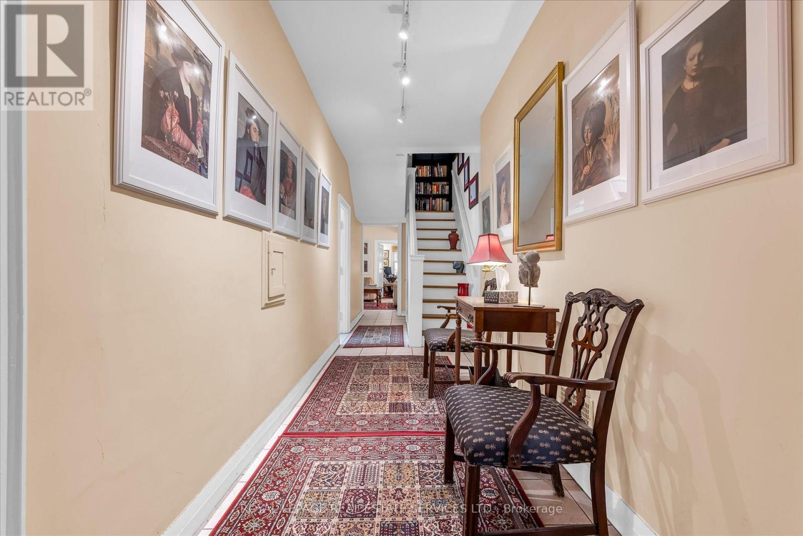 58 East Avenue S, Hamilton, ON - Indoor Photo Showing Other Room