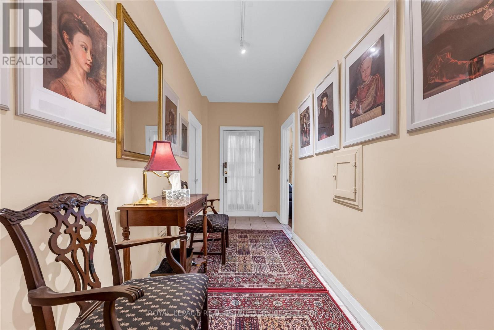 58 East Avenue S, Hamilton, ON - Indoor Photo Showing Other Room