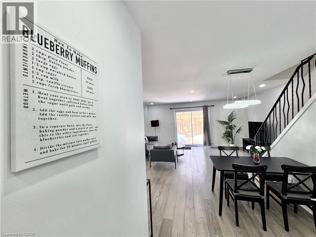 138 Jansen Avenue, Kitchener, ON - Indoor Photo Showing Other Room