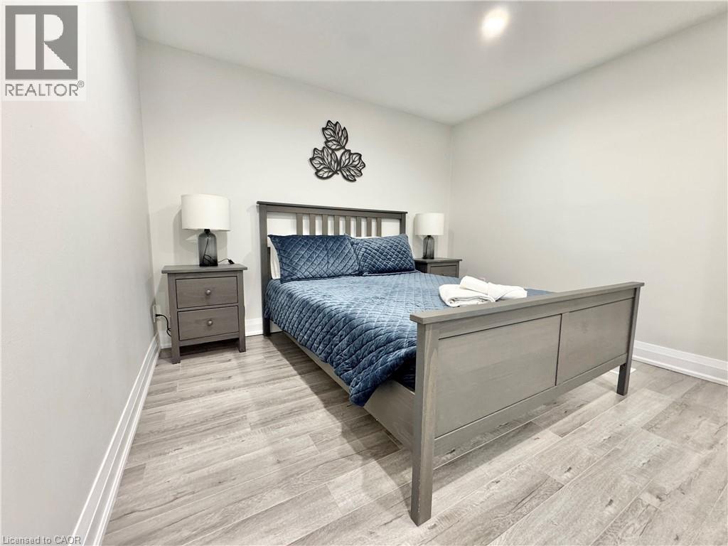 138 Jansen Avenue, Kitchener, ON - Indoor Photo Showing Bedroom