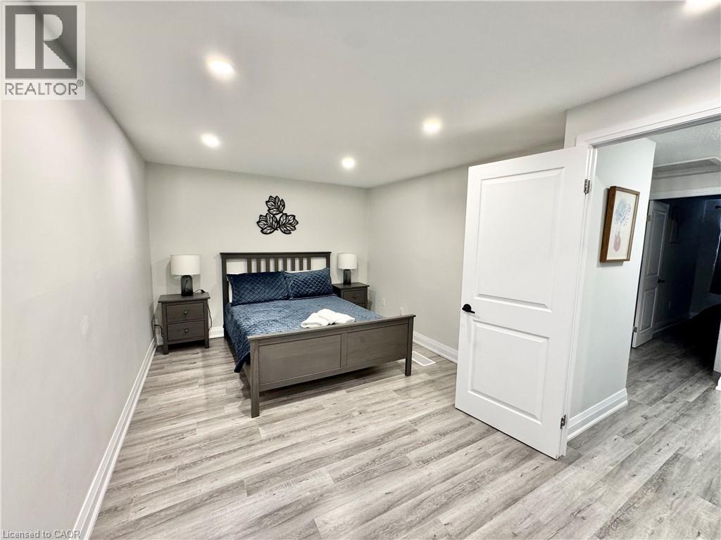 138 Jansen Avenue, Kitchener, ON - Indoor Photo Showing Other Room