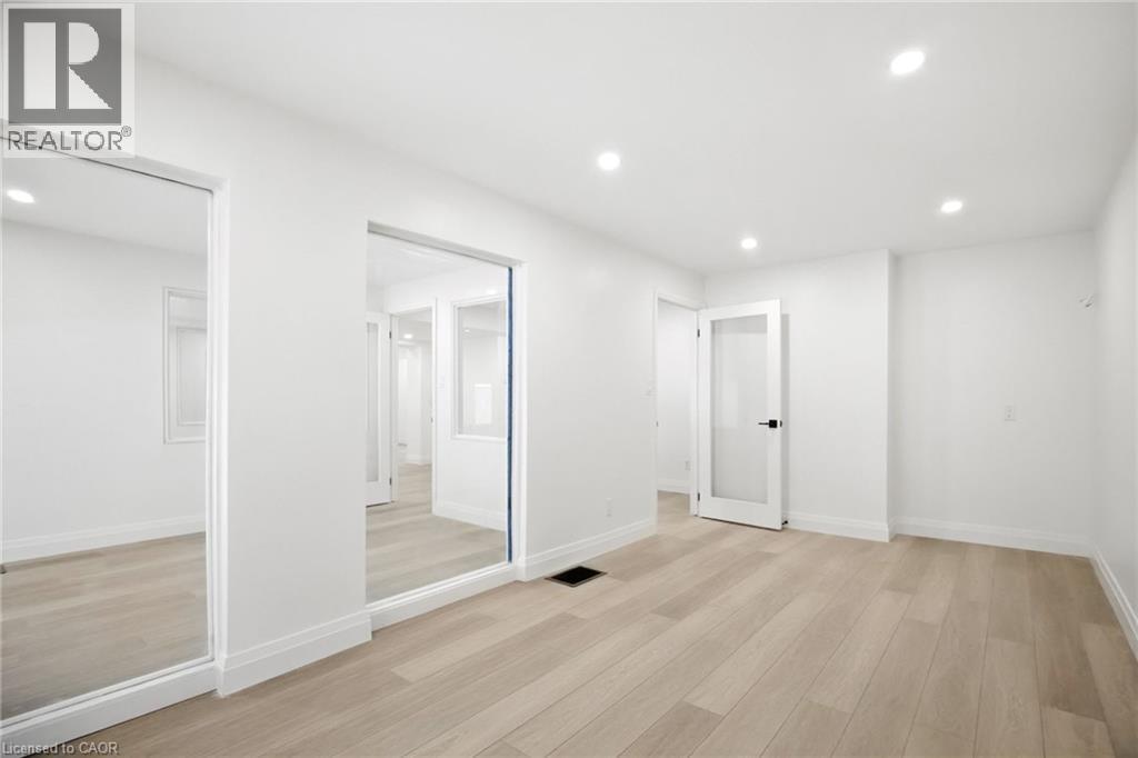 1583 Main Street E, Hamilton, ON