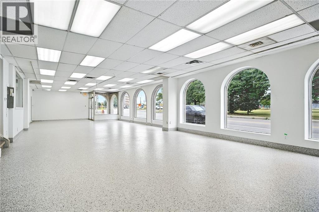 1583 Main Street E, Hamilton, ON