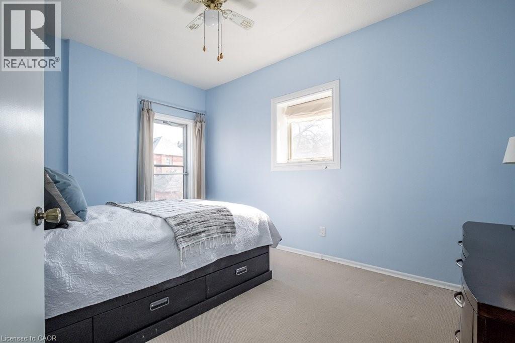 23 Bruce Street, Hamilton, ON - Indoor Photo Showing Bedroom
