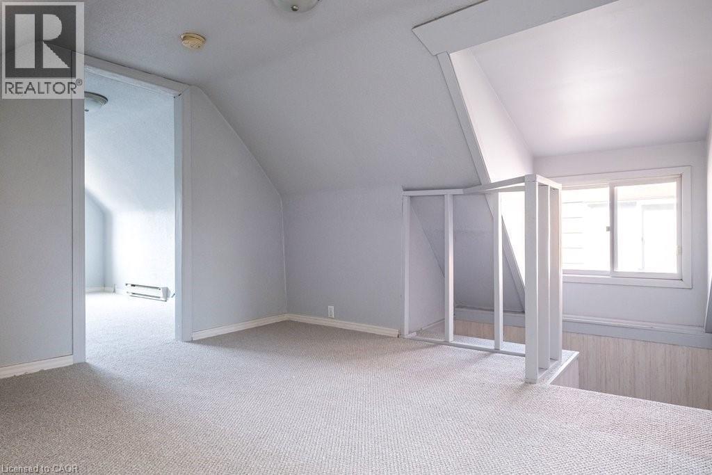 23 Bruce Street, Hamilton, ON - Indoor Photo Showing Other Room