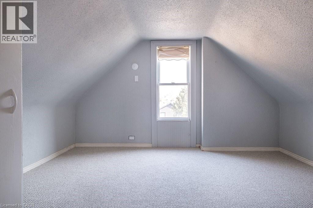 23 Bruce Street, Hamilton, ON - Indoor Photo Showing Other Room