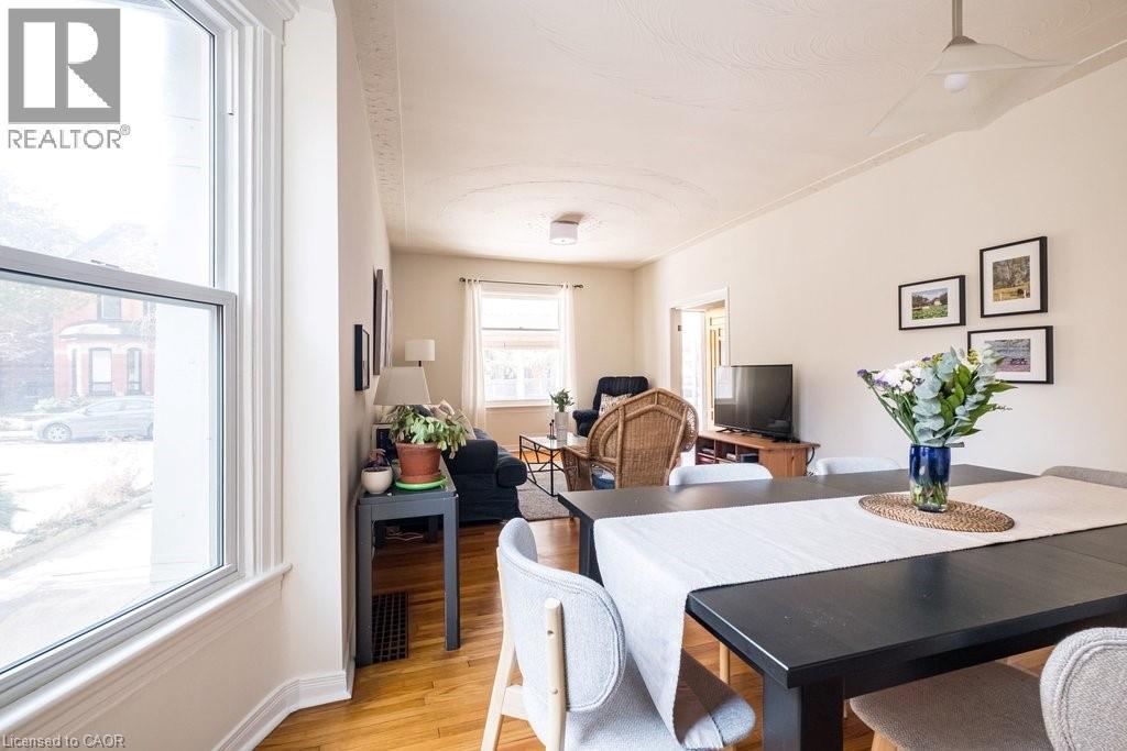 23 Bruce Street, Hamilton, ON - Indoor Photo Showing Dining Room