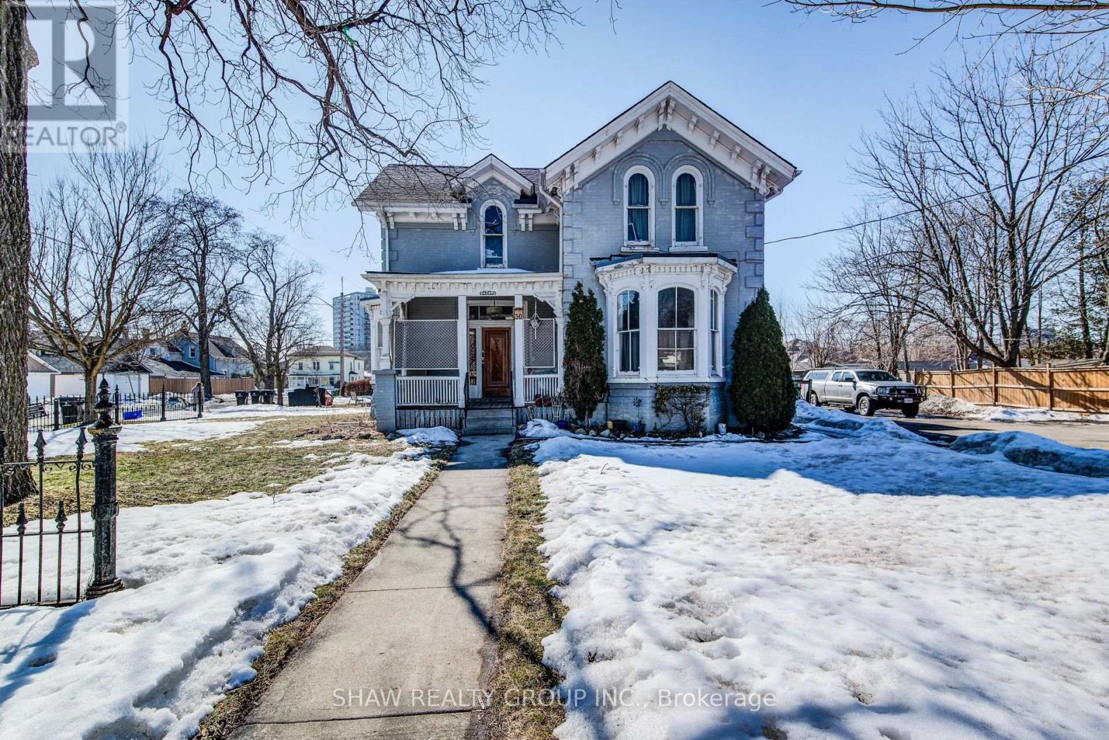 30 Brook Street, Cambridge, ON - Outdoor With Facade