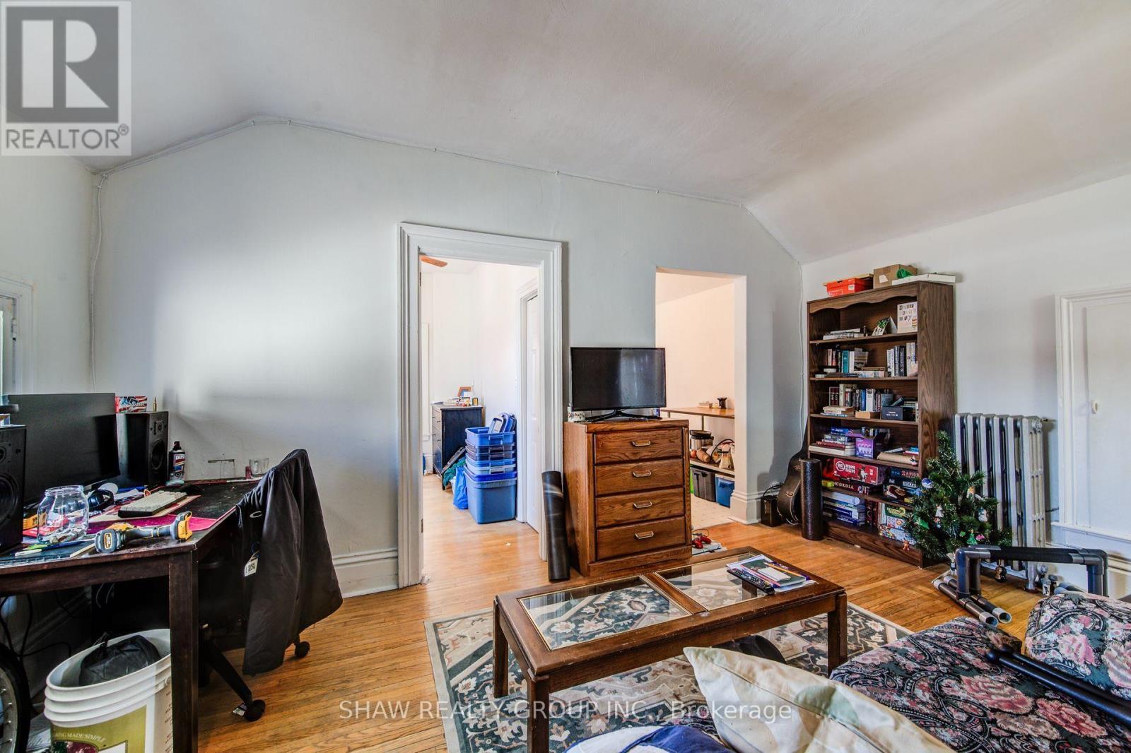 30 Brook Street, Cambridge, ON - Indoor