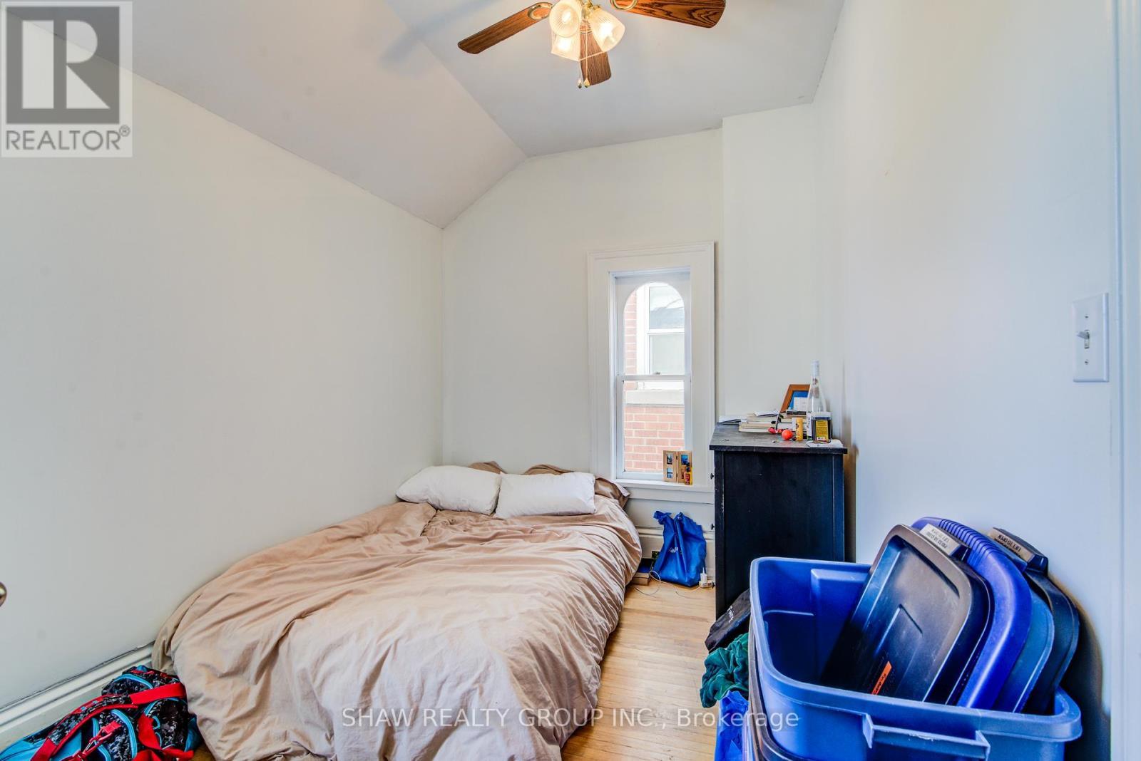 30 Brook Street, Cambridge, ON - Indoor Photo Showing Bedroom