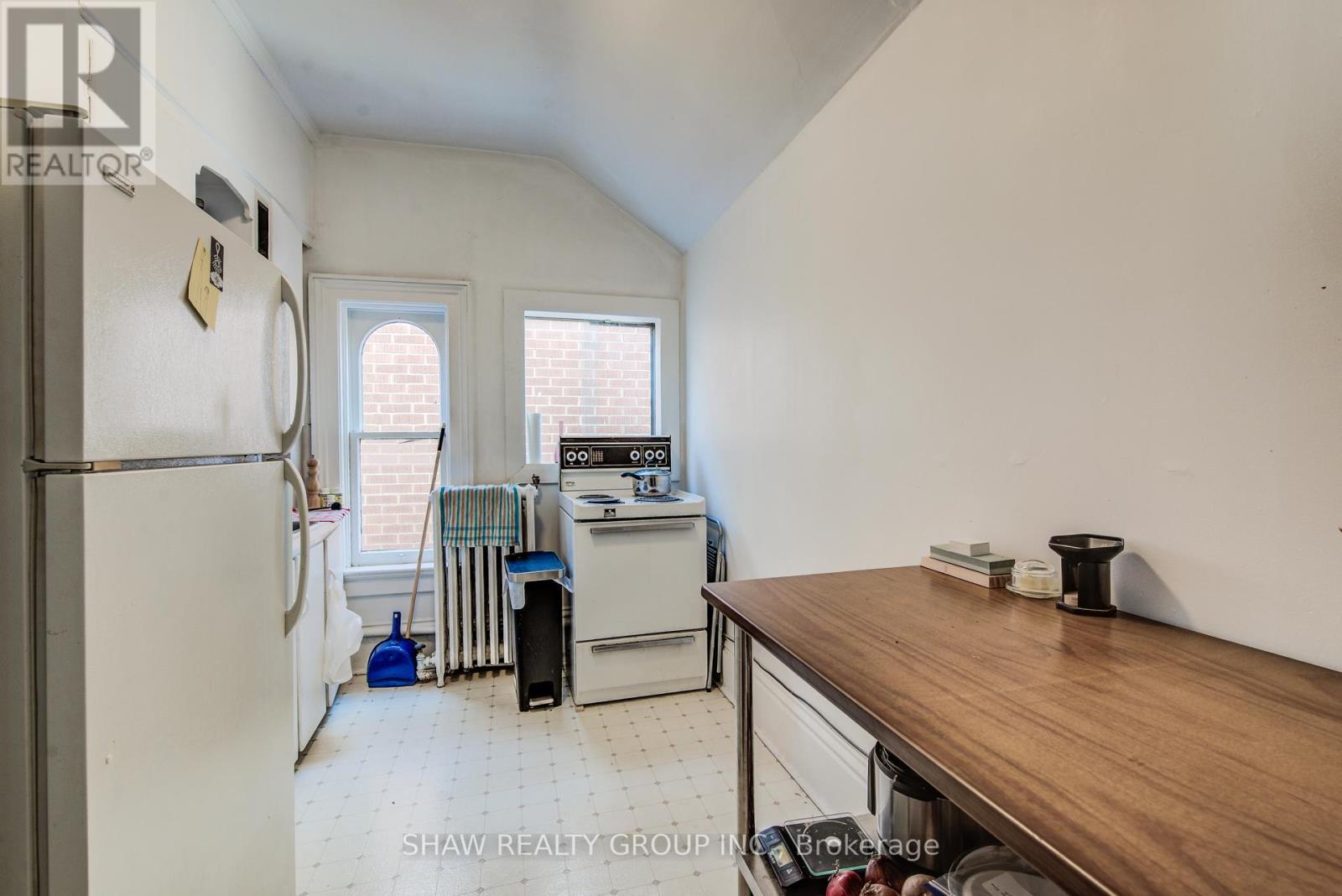 30 Brook Street, Cambridge, ON - Indoor