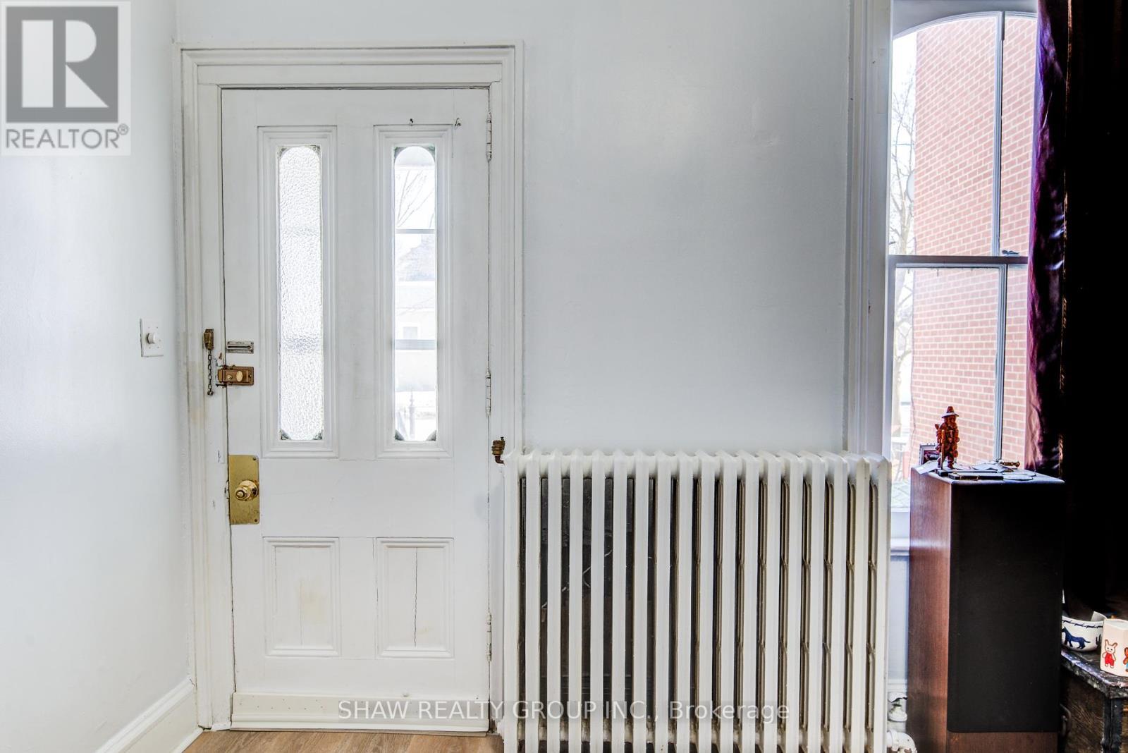 30 Brook Street, Cambridge, ON - Indoor Photo Showing Other Room