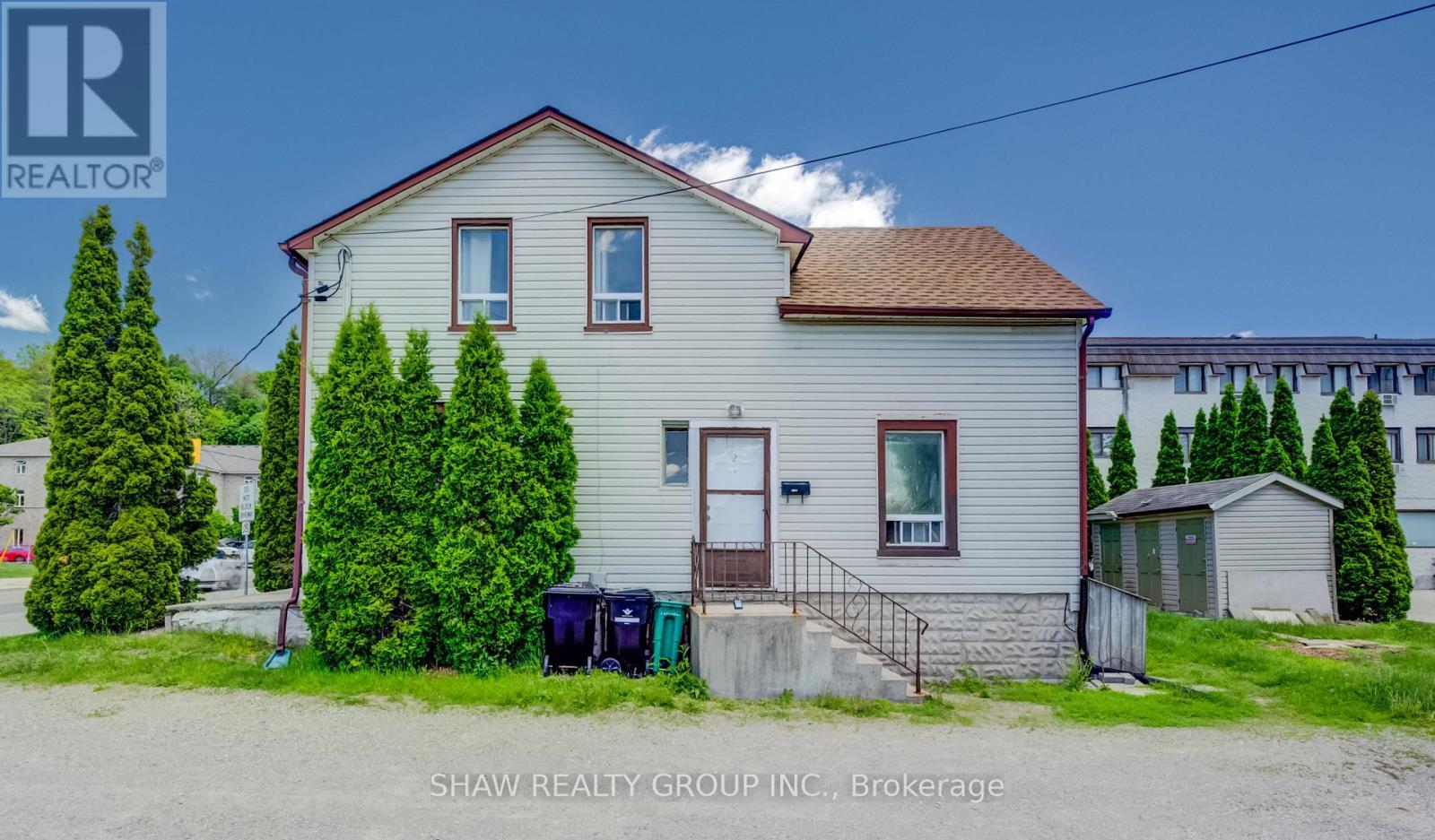11 Simcoe Street, Cambridge, ON - Outdoor