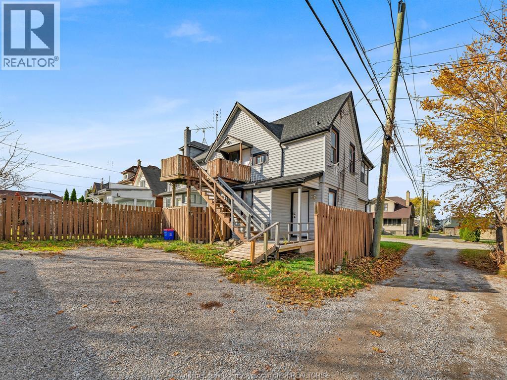 1153 University, Windsor, ON - Outdoor