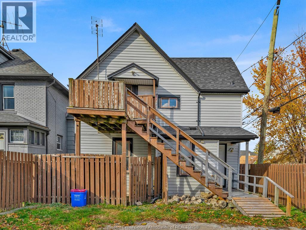 1153 University, Windsor, ON - Outdoor