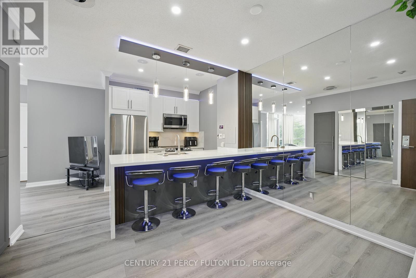 314 - 181 Village Green Square, Toronto, ON - Indoor