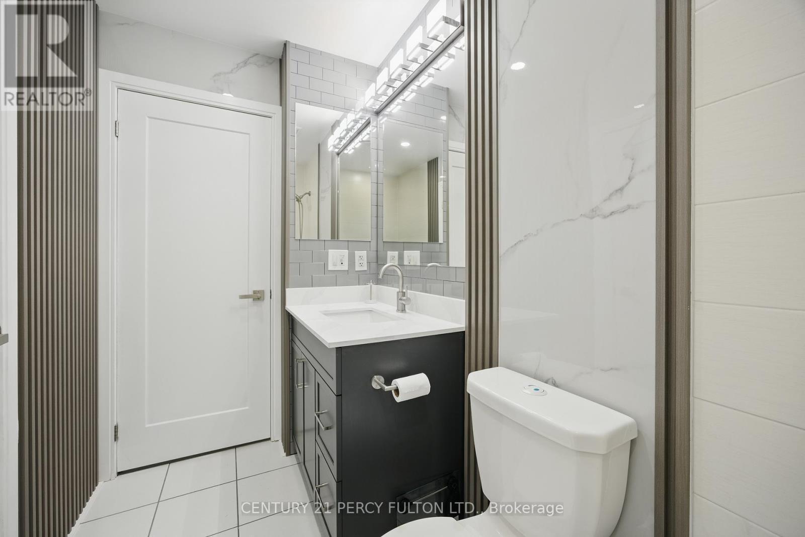 314 - 181 Village Green Square, Toronto, ON - Indoor Photo Showing Bathroom