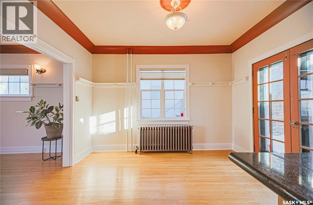 718 Saskatchewan Crescent E, Saskatoon, SK - Indoor Photo Showing Other Room