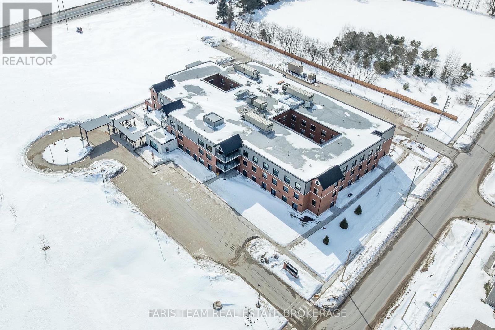 A2 - 301 Junction Road, Clearview, ON - With View