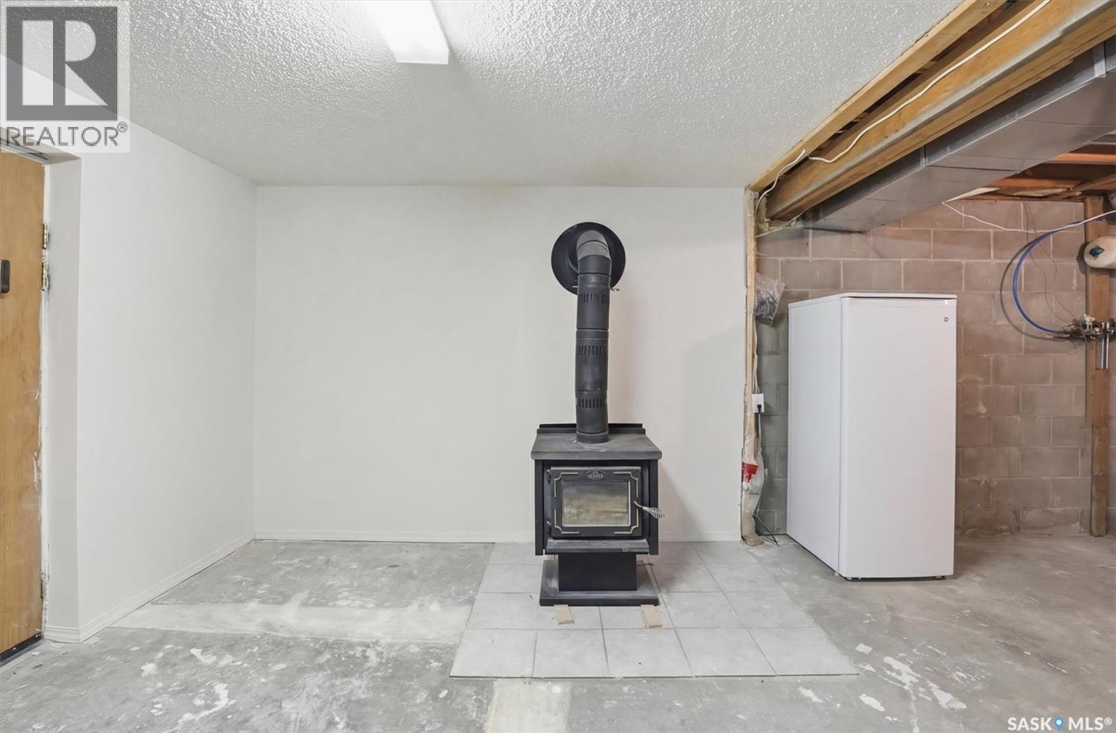 48 Procter Drive, Shields, SK - Indoor