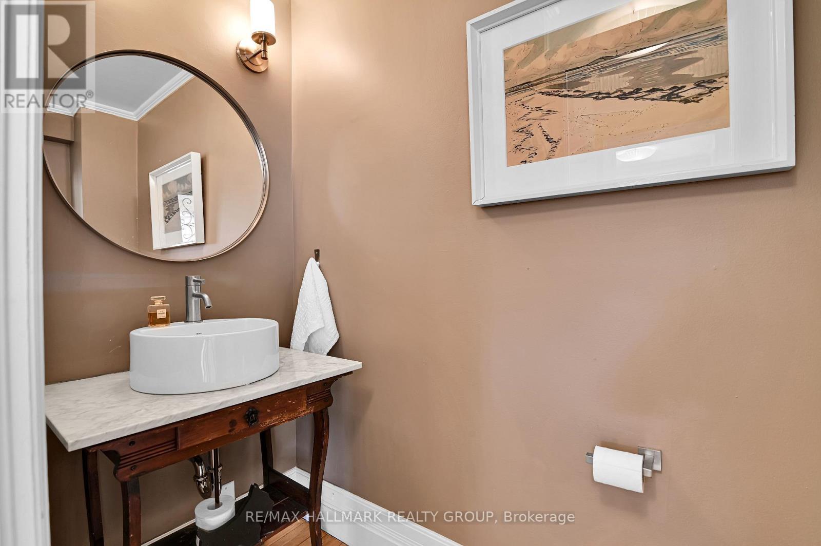 Main Floor - Powder Room (2 piece) - 9 Rock Avenue, Ottawa, ON - Indoor Photo Showing Bathroom