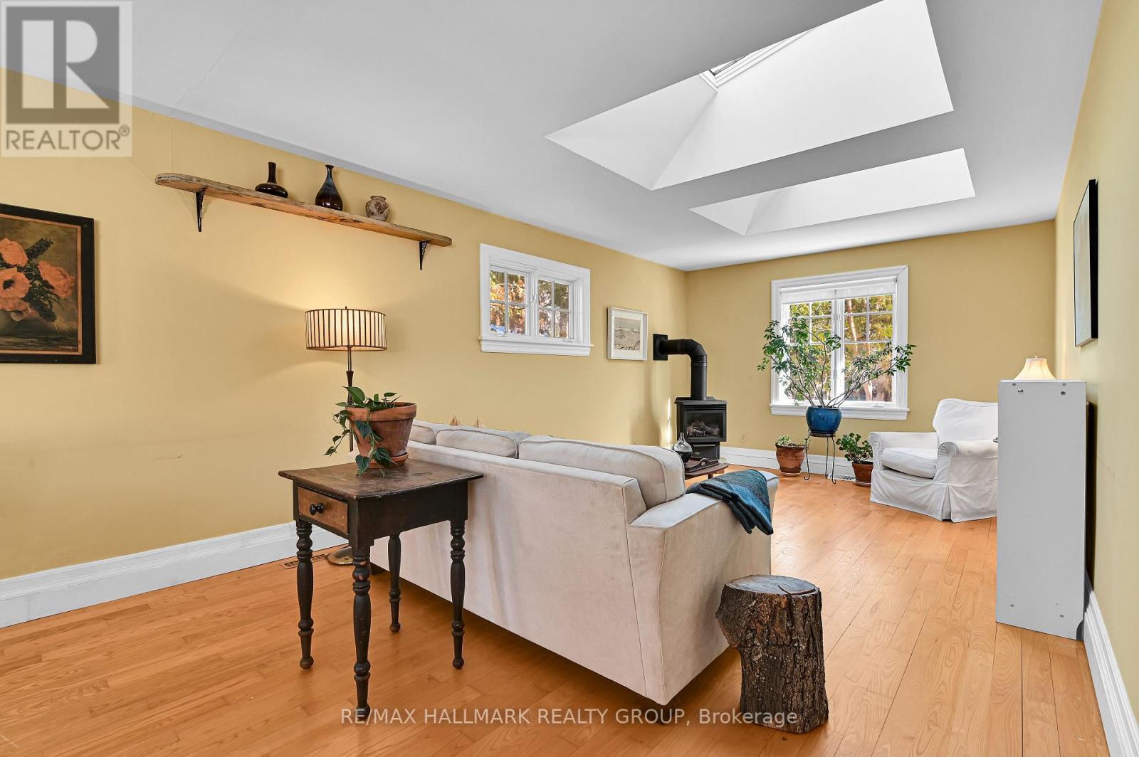 Main Floor - Family Room - 9 Rock Avenue, Ottawa, ON - Indoor