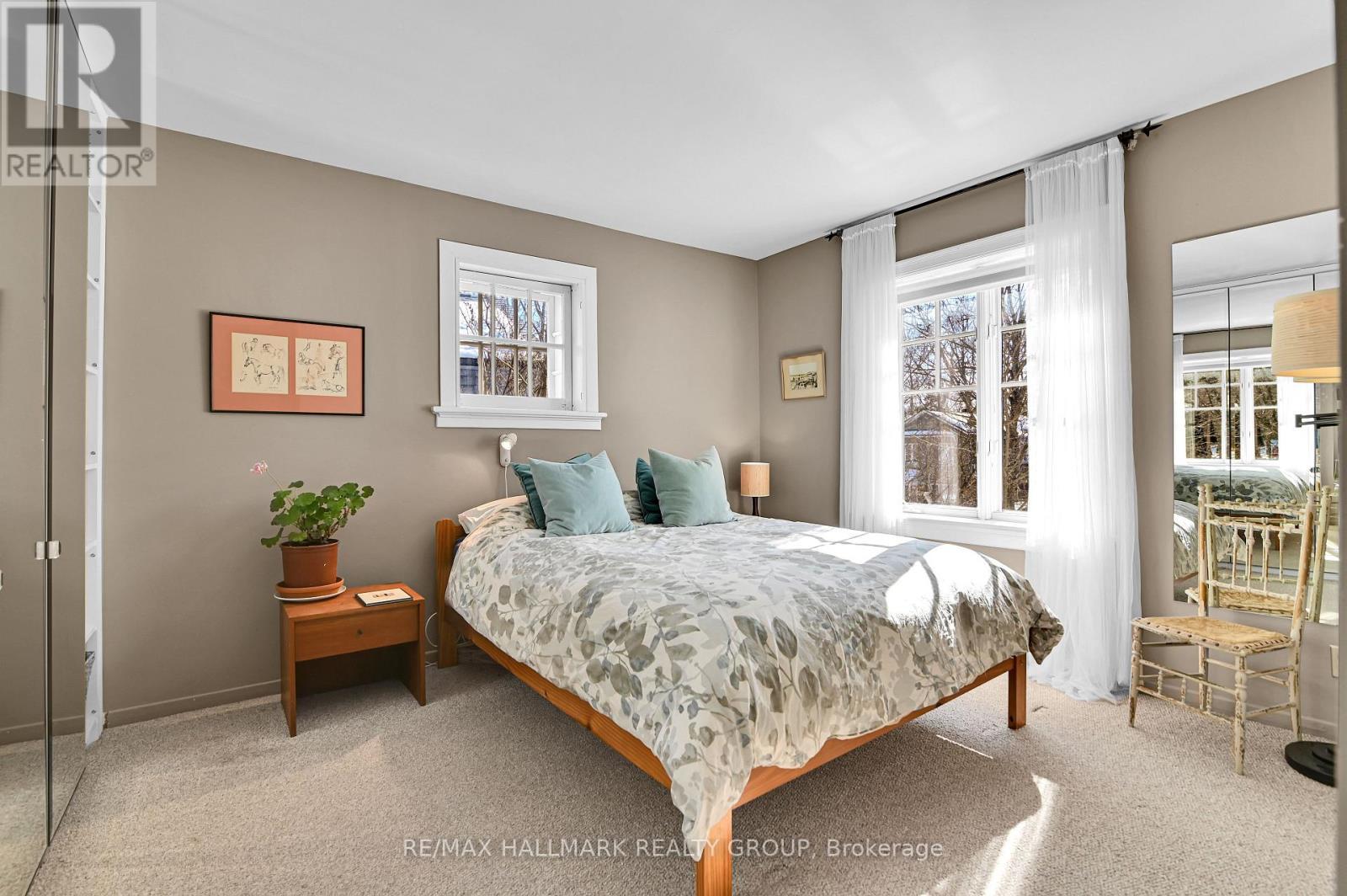 2nd Floor - Primary Bedroom - 9 Rock Avenue, Ottawa, ON - Indoor Photo Showing Bedroom