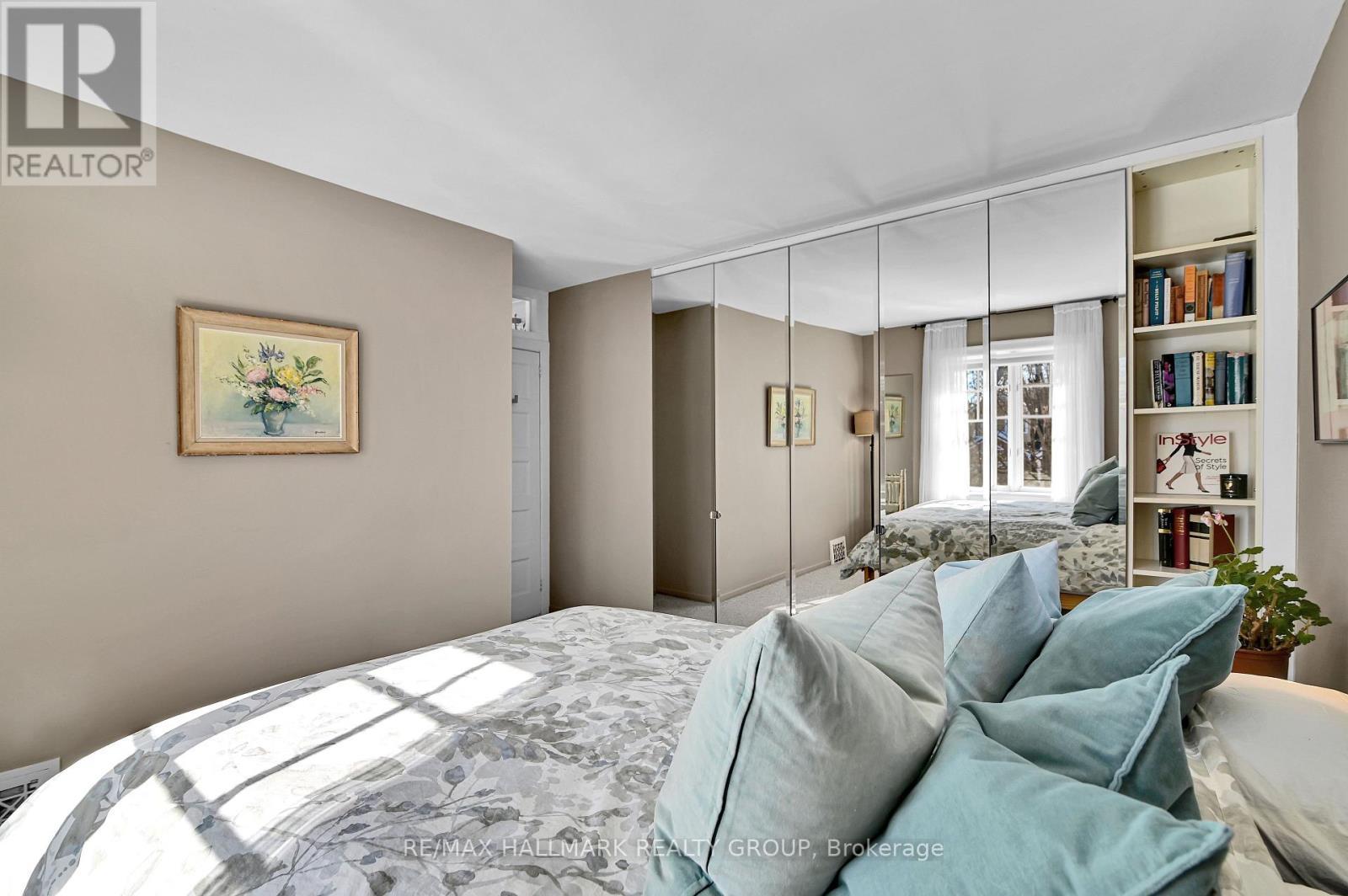 2nd Floor - Primary Bedroom - 9 Rock Avenue, Ottawa, ON - Indoor Photo Showing Bedroom