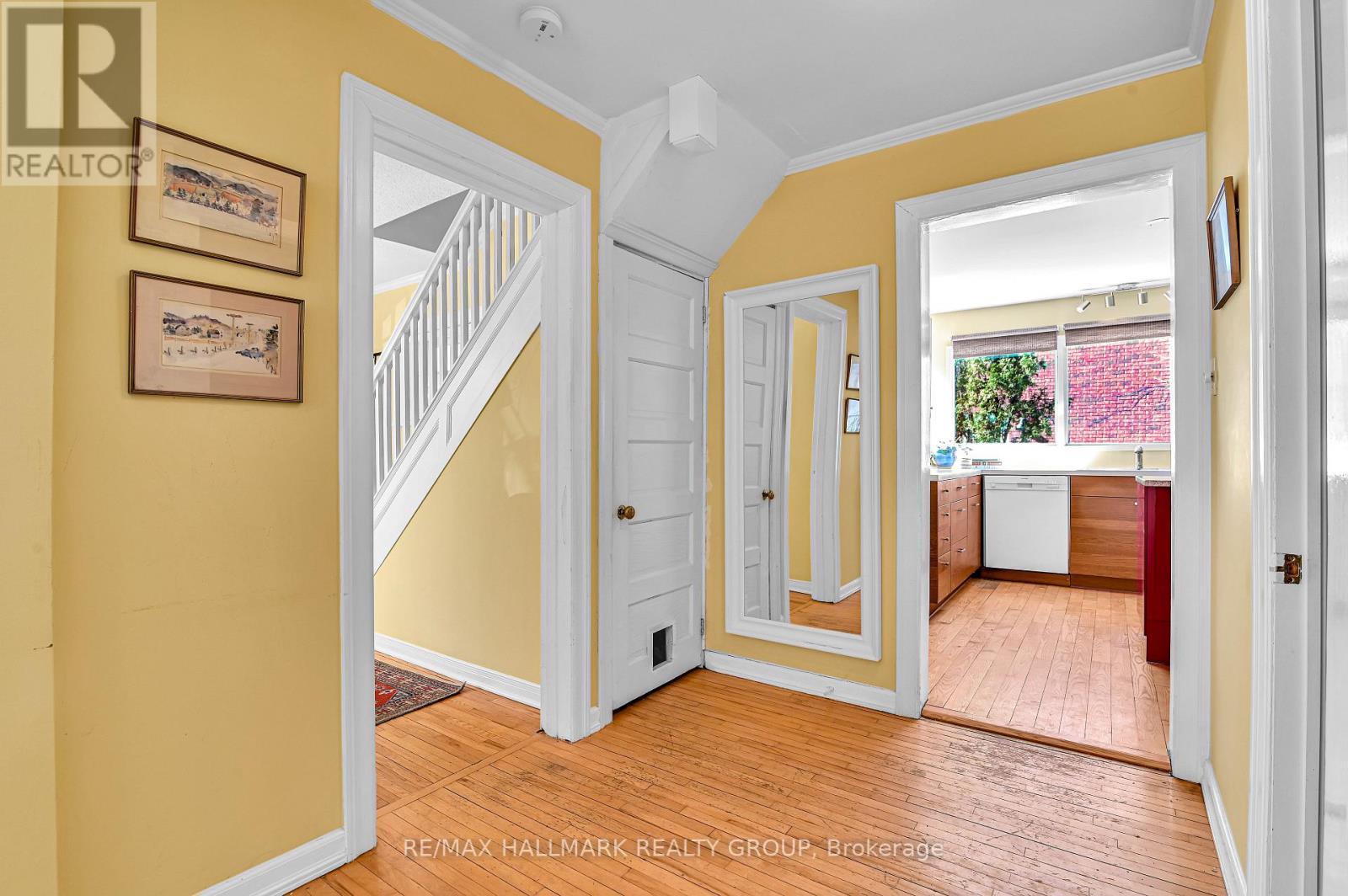Main Floor - Hallway - 9 Rock Avenue, Ottawa, ON - Indoor Photo Showing Other Room