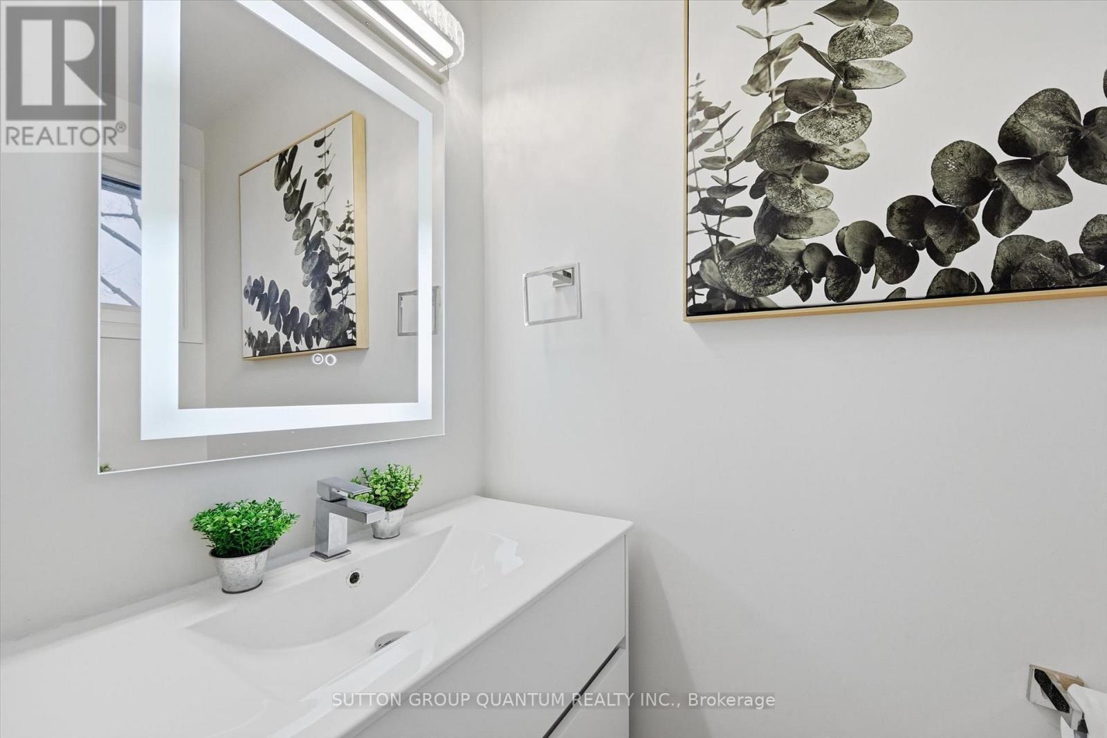 383 Cosburn Crescent, Burlington, ON - Indoor