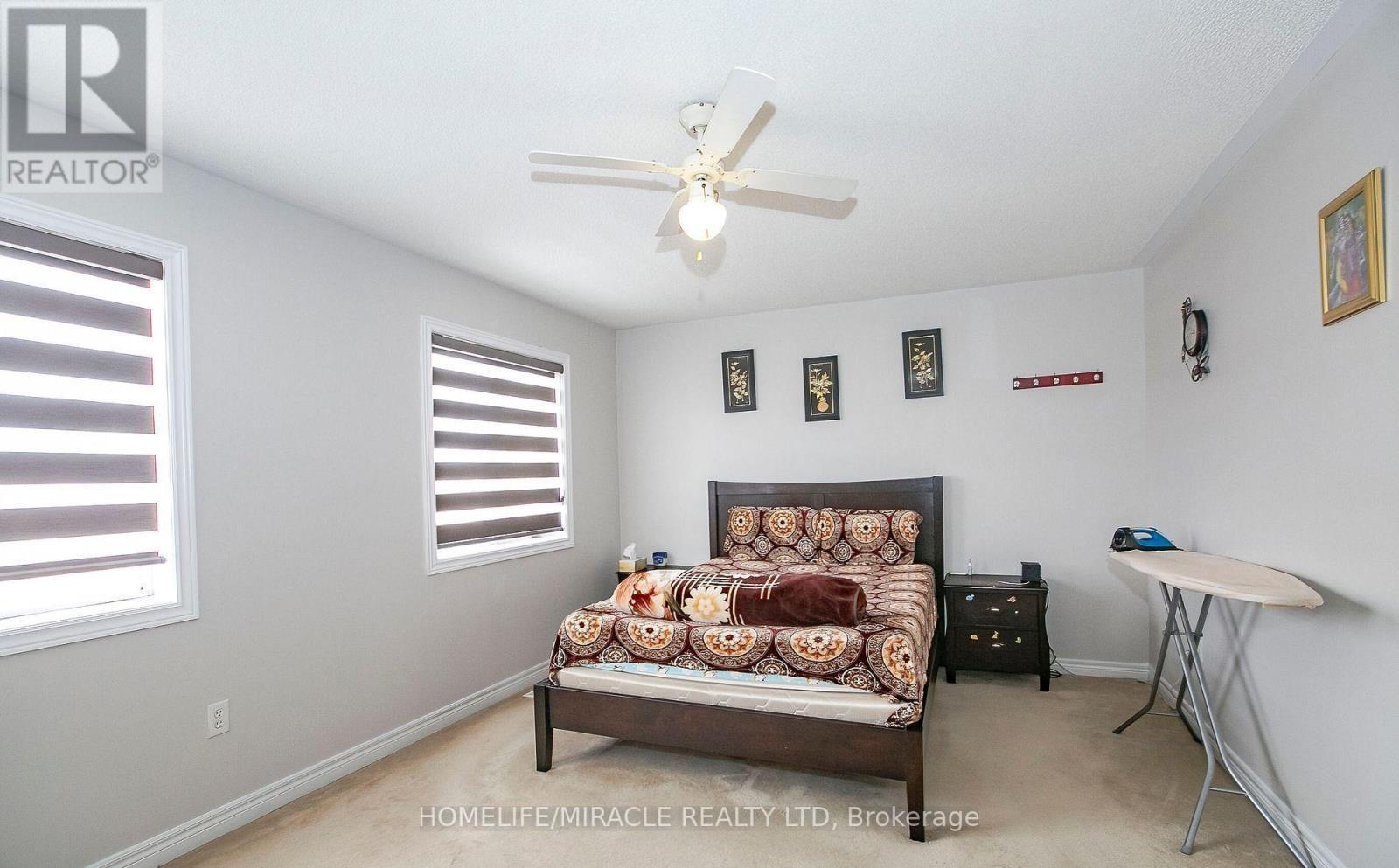 29 Dewridge Court, Brampton, ON - Indoor Photo Showing Bedroom