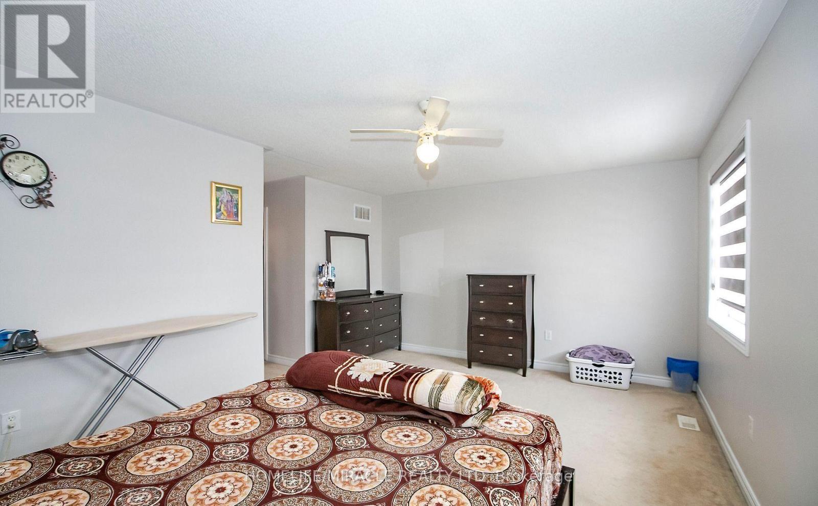 29 Dewridge Court, Brampton, ON - Indoor Photo Showing Bedroom