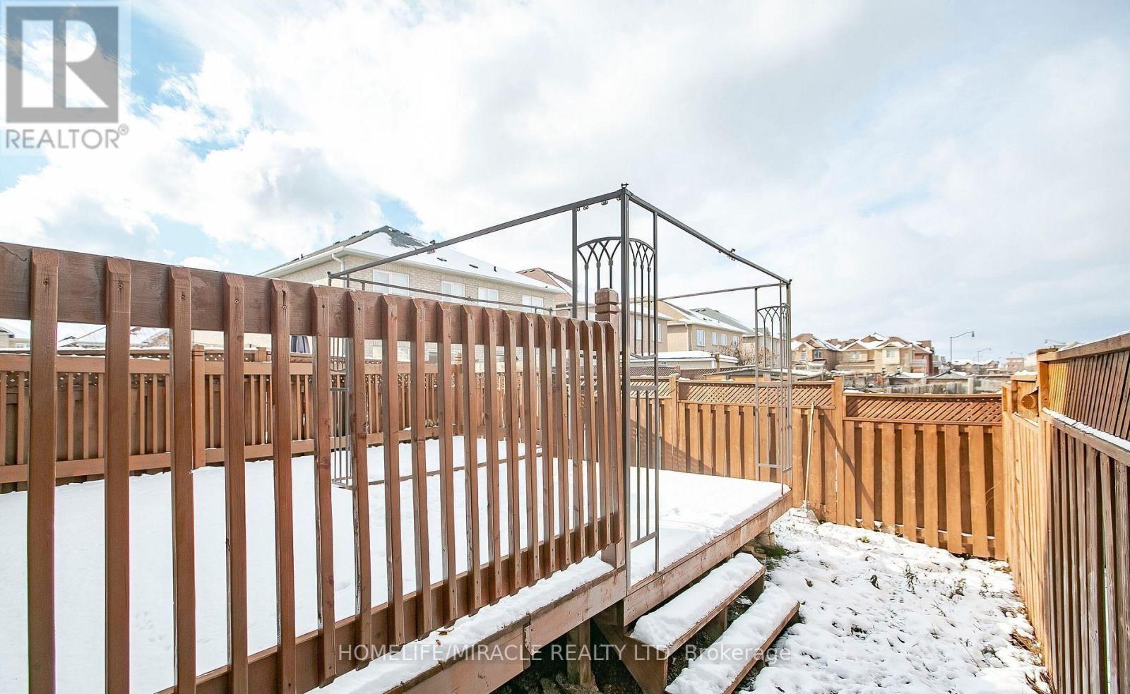 29 Dewridge Court, Brampton, ON - Outdoor