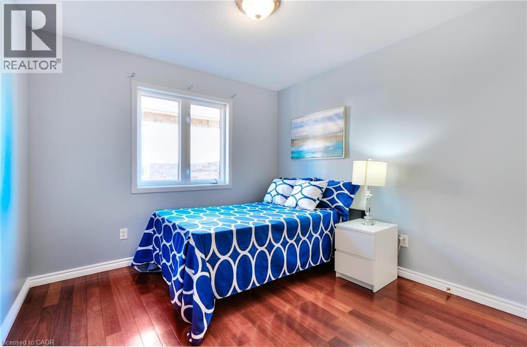 4689 Bracknell Road, Burlington, ON - Indoor Photo Showing Bedroom