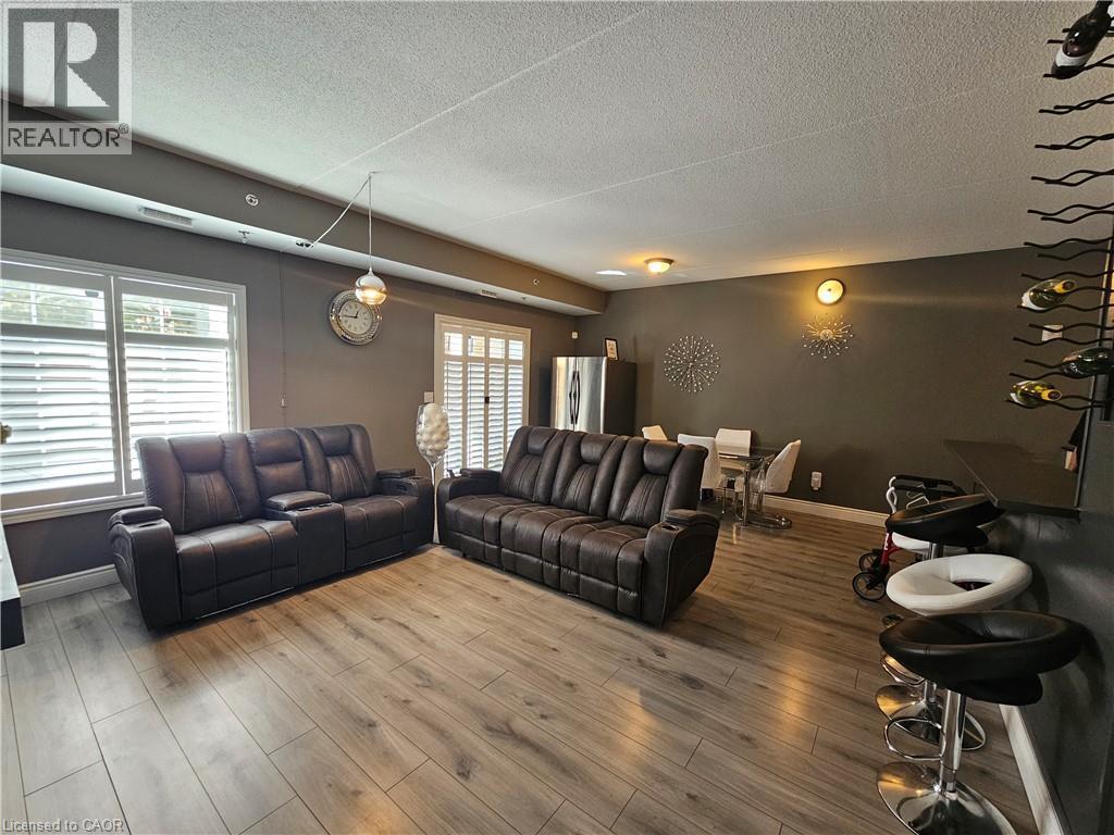 308 Watson Parkway N Unit# 102, Guelph, ON - Indoor