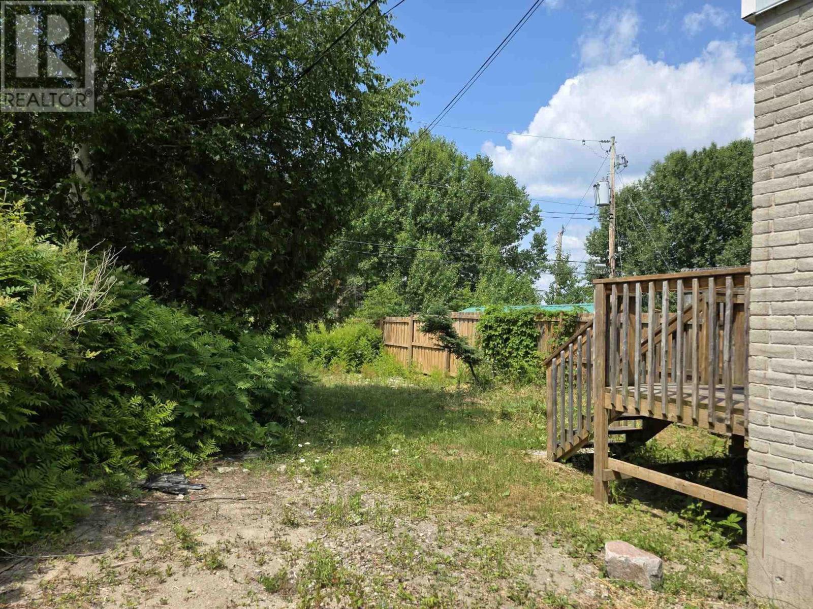 33 Winnipeg St S, White River, ON - Outdoor With Exterior
