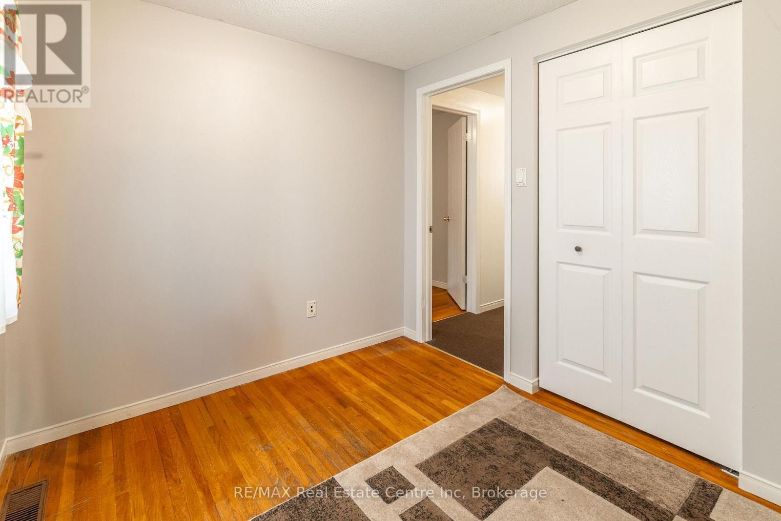 74 - 129 Victoria Road N, Guelph (Grange Road), ON - Indoor Photo Showing Other Room