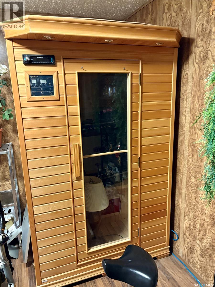 721 6Th Avenue, Rosthern, SK - Outdoor With Exterior