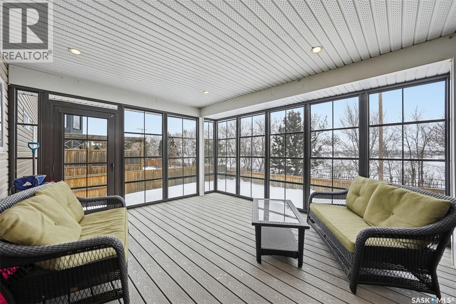 1415 Paton Crescent, Saskatoon, SK - With Deck Patio Veranda With Exterior