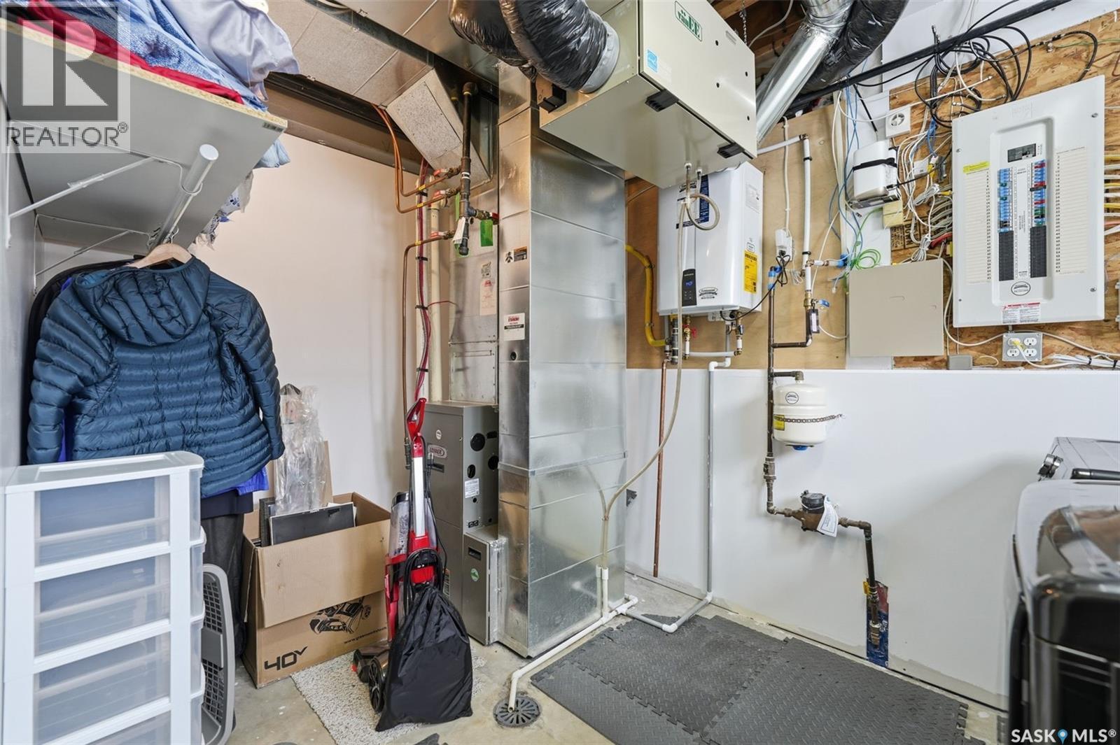 1415 Paton Crescent, Saskatoon, SK - Indoor Photo Showing Basement