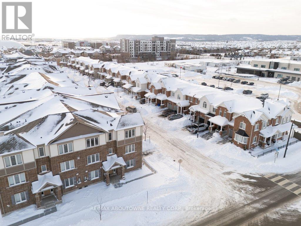 1133 Duignan Crescent, Milton, ON - Outdoor With View